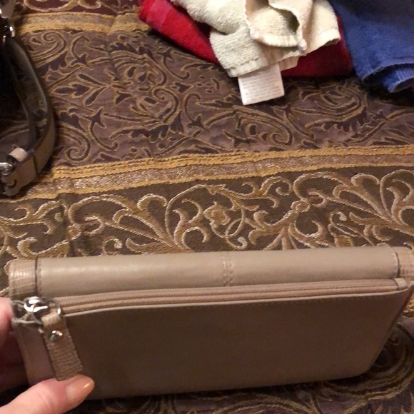 Coach Kristin Shoulder Bag and matching Wallet - Picture 13 of 16